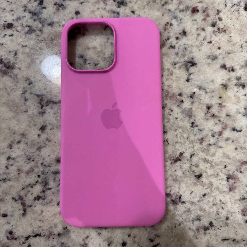 Apple Magenta Silicone Phone Cover